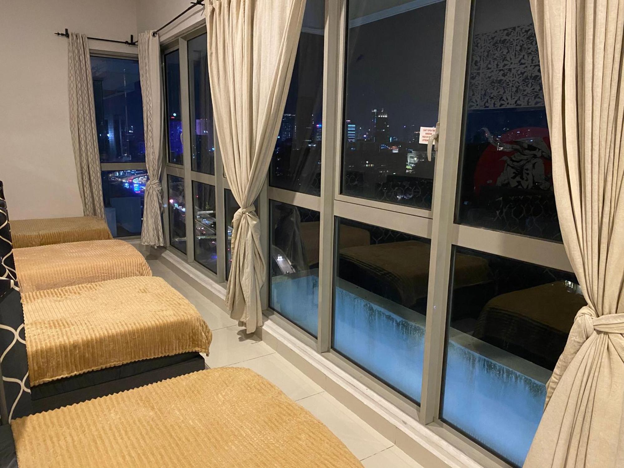 Regalia Bestfriend Hostel Kuala Lumpur Luaran gambar